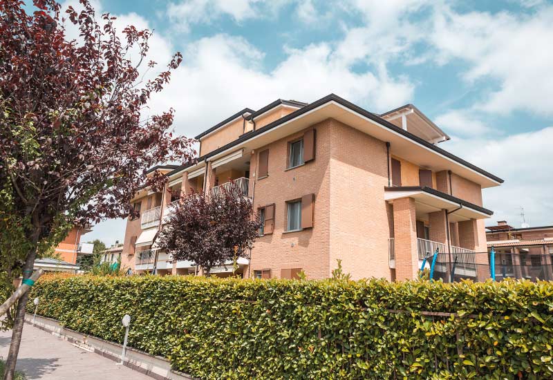 condominio-con-ampi-appartamenti-realizzazioni-impresa-marchesini-parma